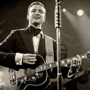 三个黑人和一个白人怎么念
