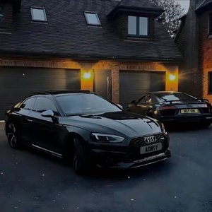 三个黑人和一个白人怎么念
